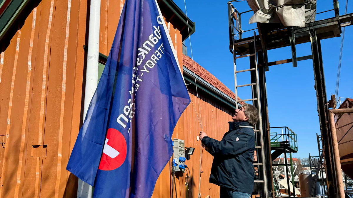 Nytt flagg fra stiftelsen